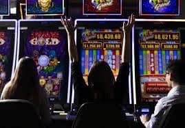 Tampilan platform power77 dengan kategori sportsbook slot live casino dan bingo untuk Indonesia